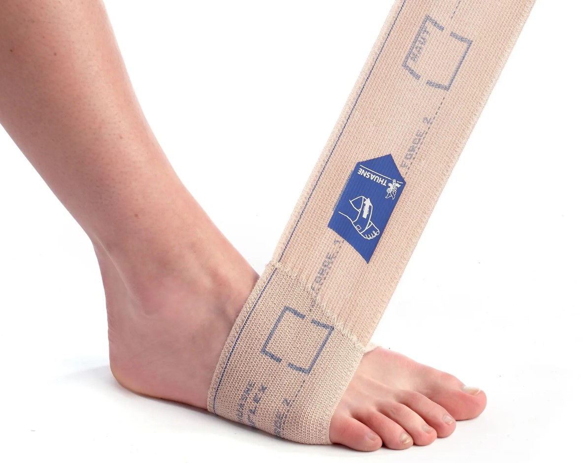 Bandage Biflex 16 + PRATIC 10cm* 4m 1Stk.